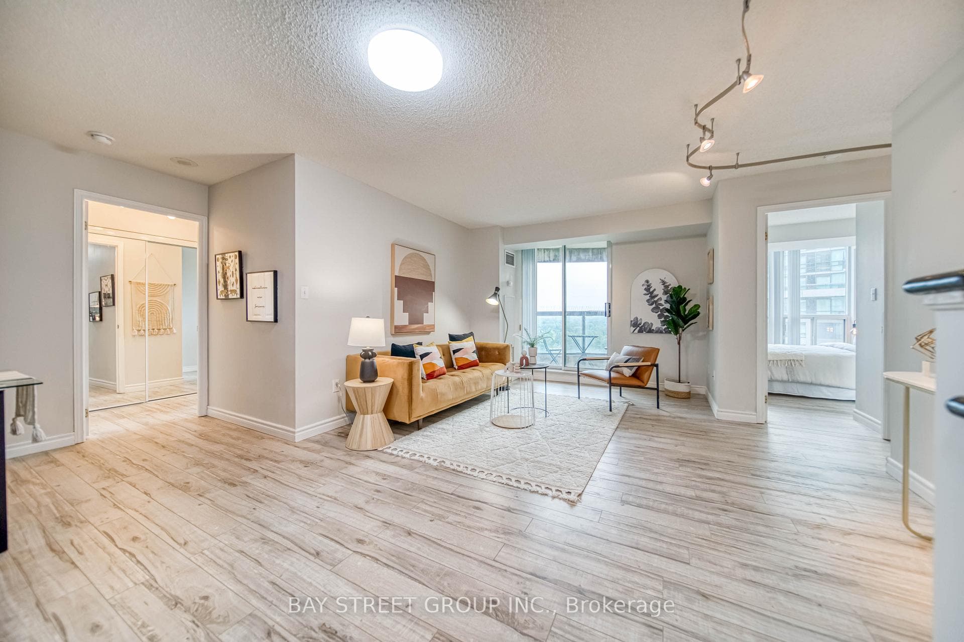 23 Lorraine Drive Unit 1109 photo 7