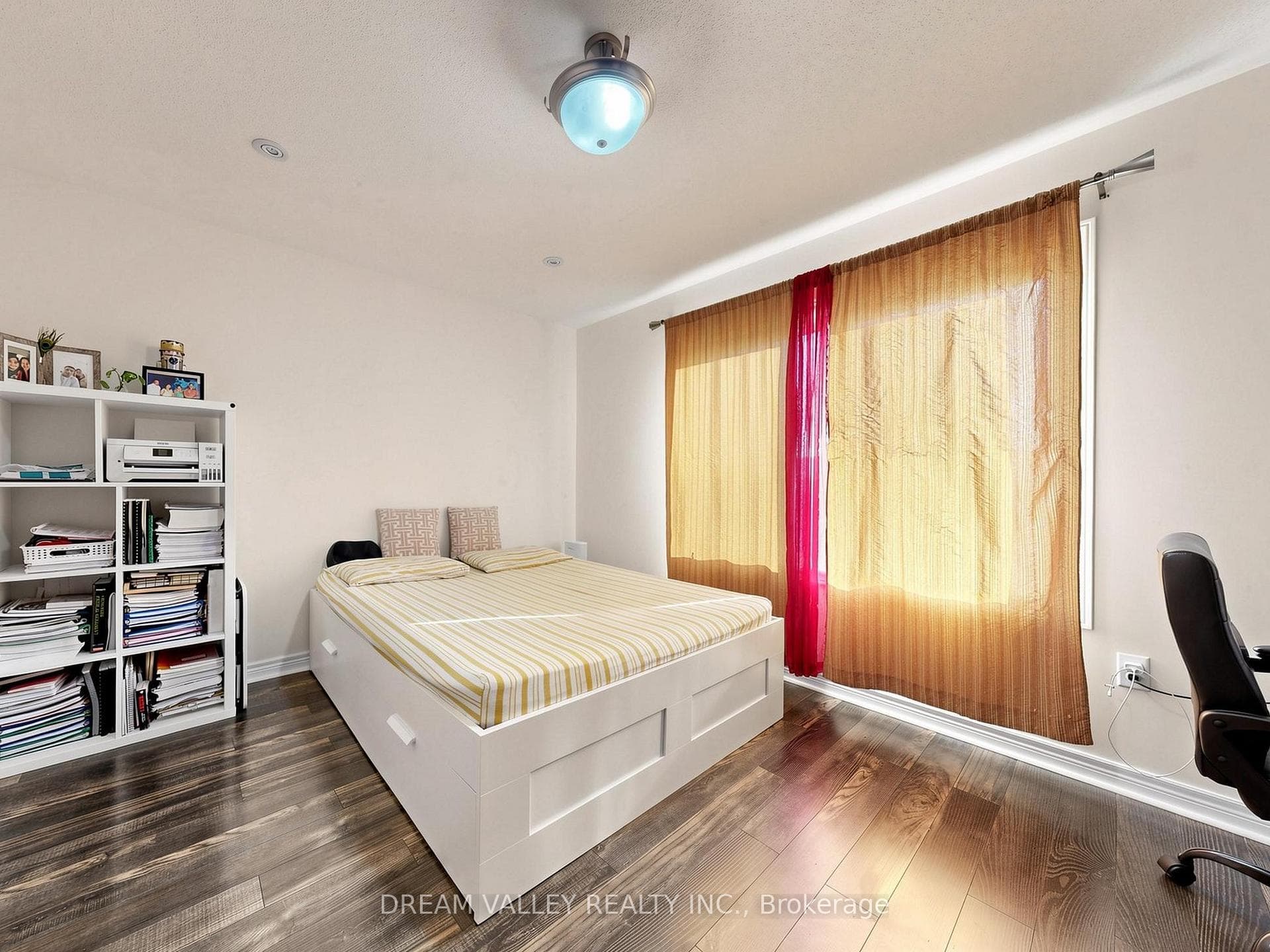 8 Zezel Way photo 17