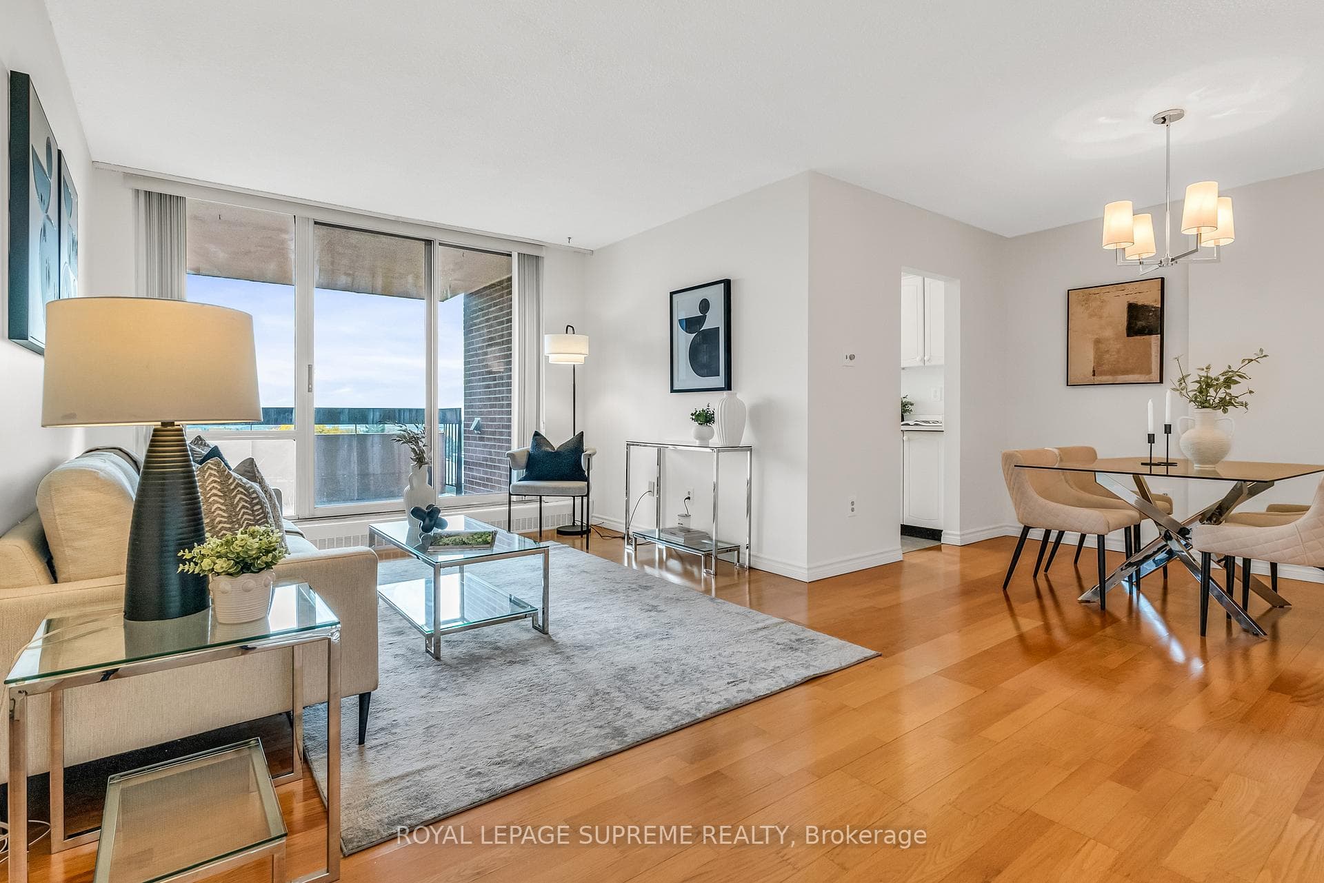 1625 Bloor Street Unit 824 photo 13