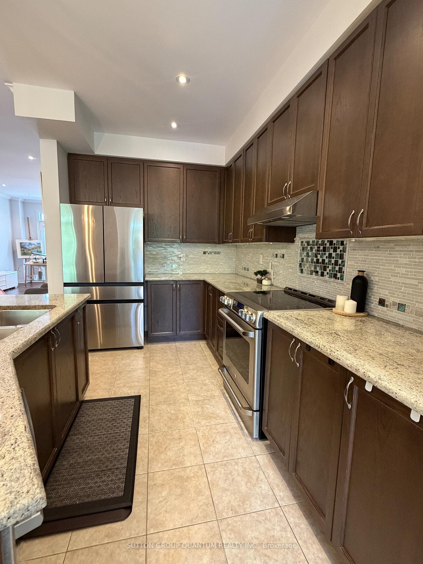 102 Lake Avenue photo 9