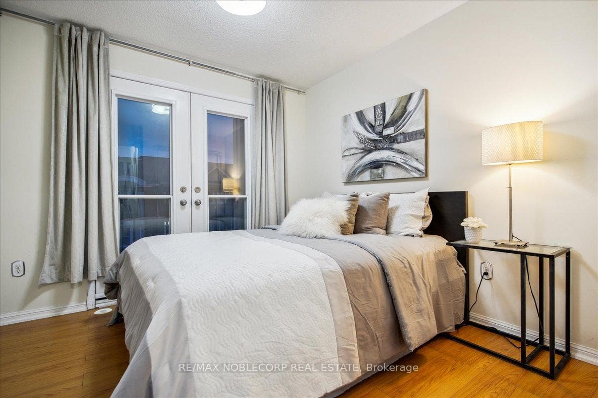 39 Howe Avenue photo 31