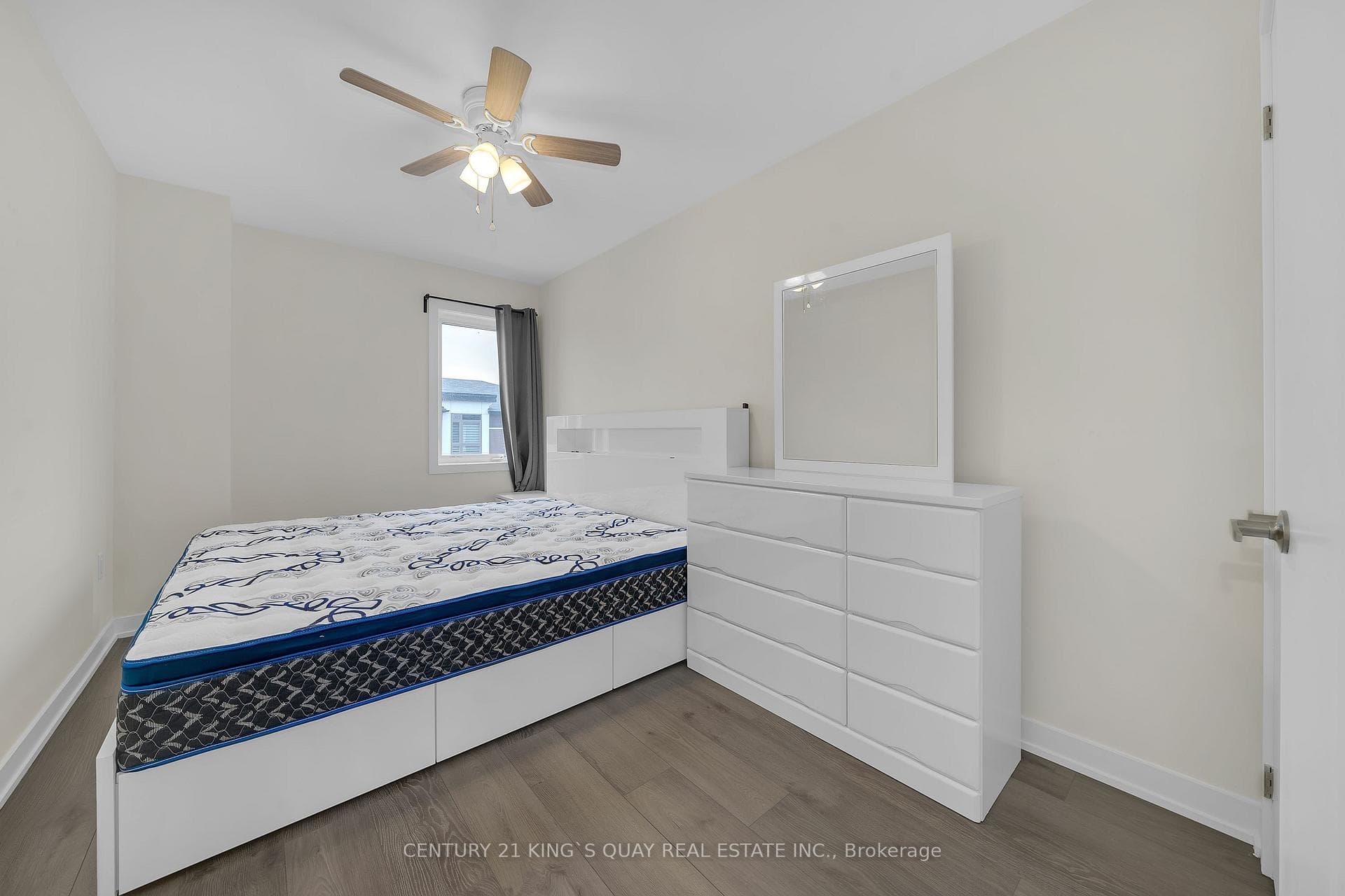 250 Finch Avenue Unit 33 photo 28