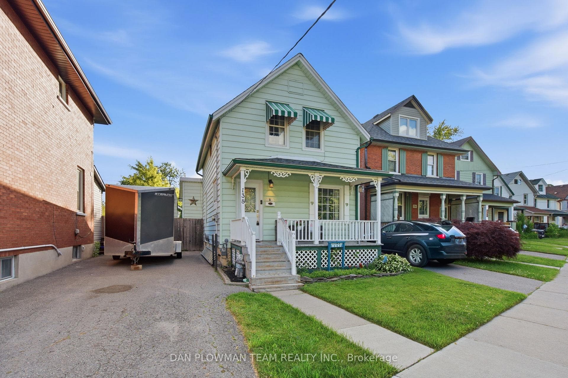 138 Tylor Crescent photo 1