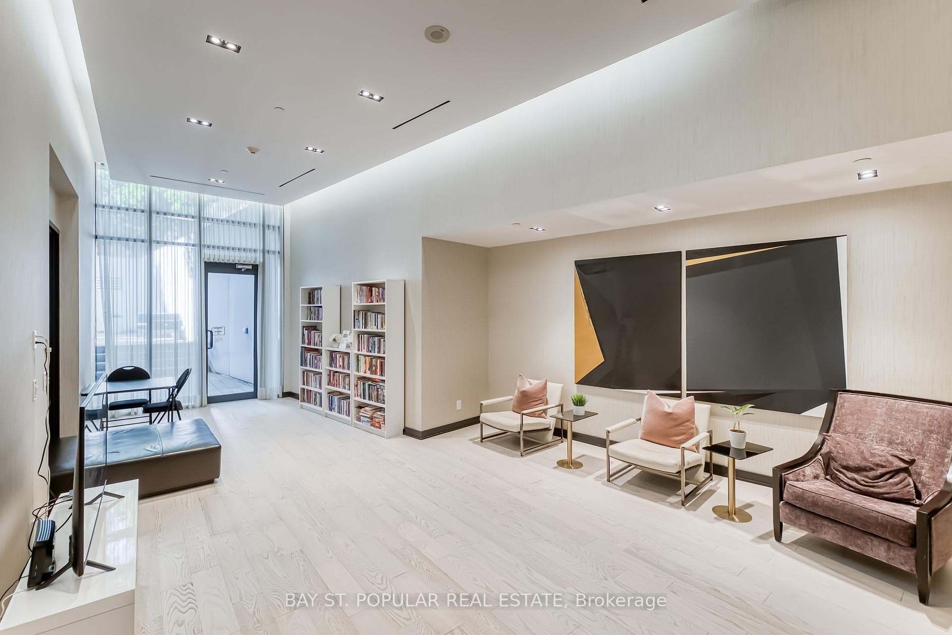 3018 Yonge Street Unit 803 photo 35