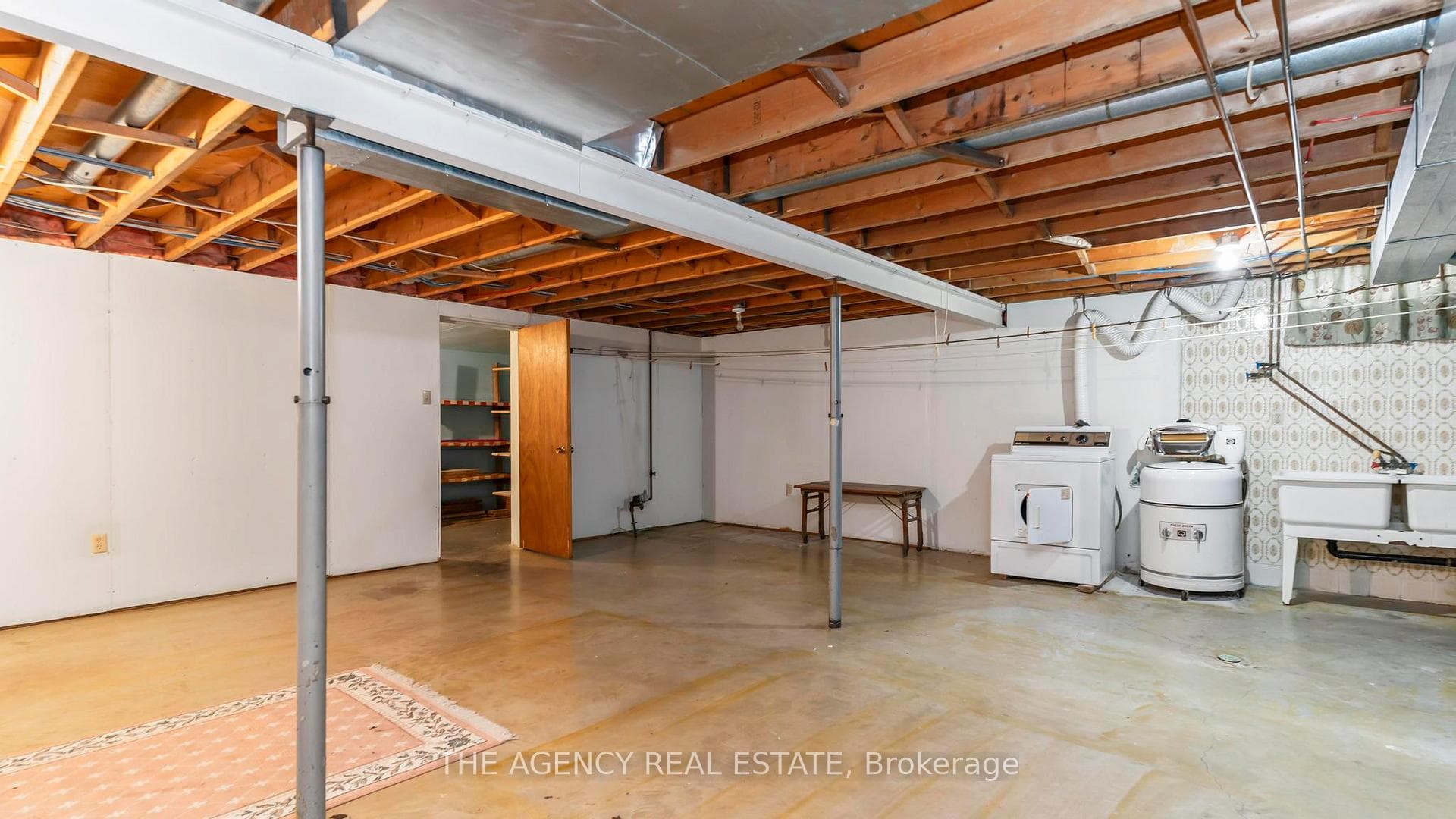 272 Wilkins Street photo 16