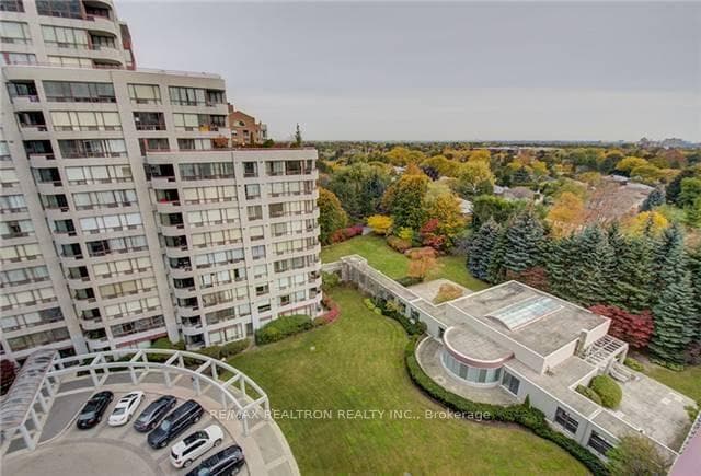 5765 Yonge Street Unit 1006 photo 21