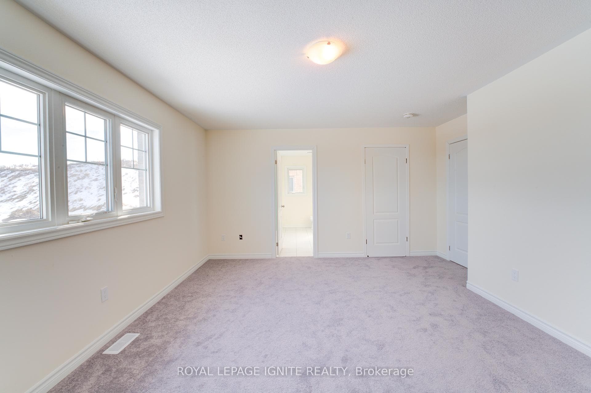 119 Robin Trail photo 32
