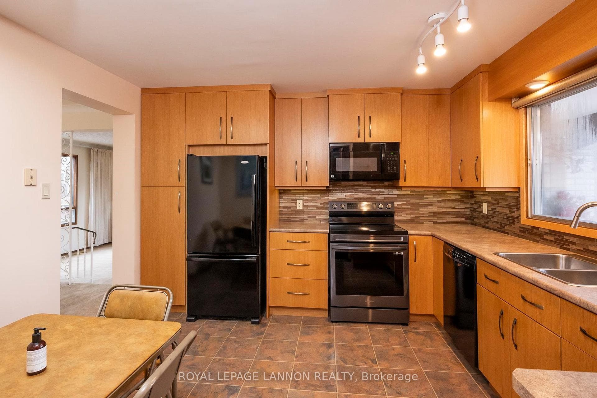 147 Beckwick Road photo 20