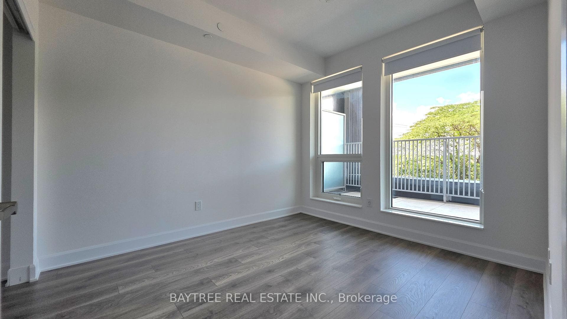 3240 William Coltson Avenue Unit 325 photo 3