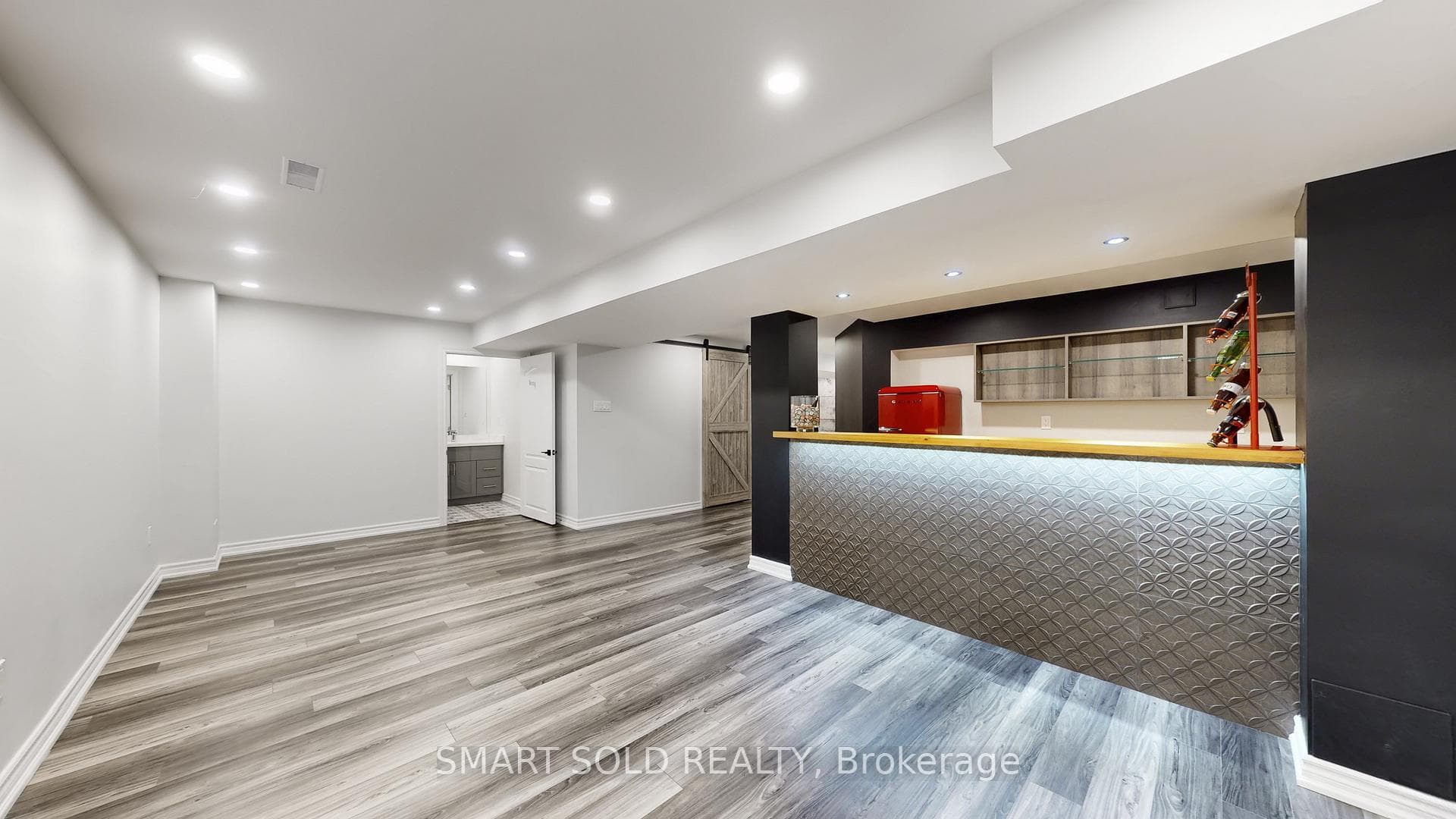 3 Manorwood Drive photo 39