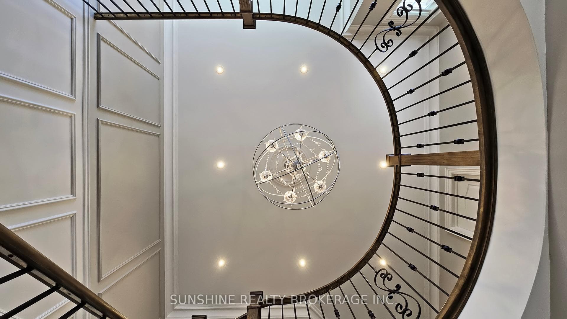 60 Brookhaven Crescent photo 22