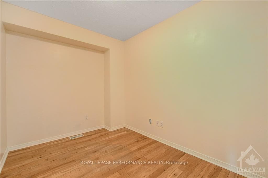 136 FORDHAM N/A photo 4