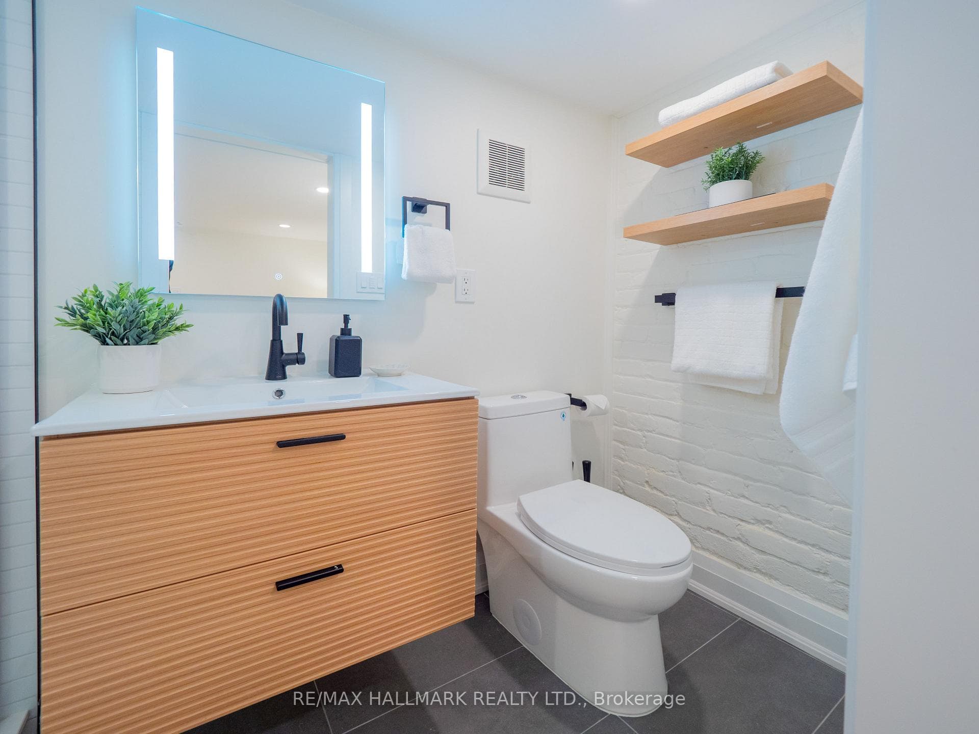 5 Ravina Crescent photo 41