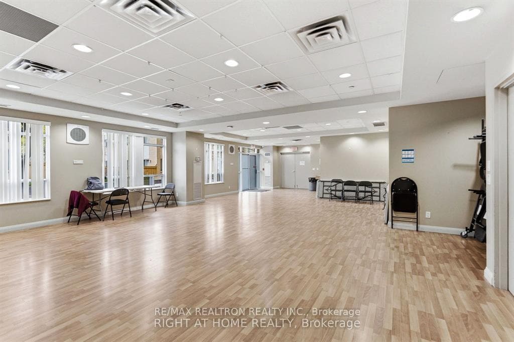 3650 Kingston Road Unit 302 photo 17