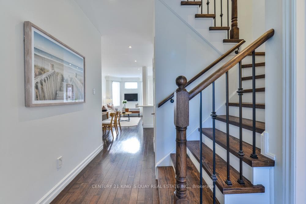 131 Downey Circle photo 4