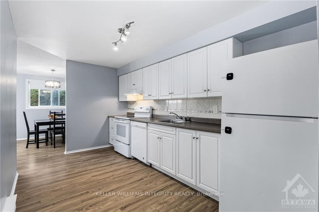 770 ST ANDRE Drive Unit 18A photo 6