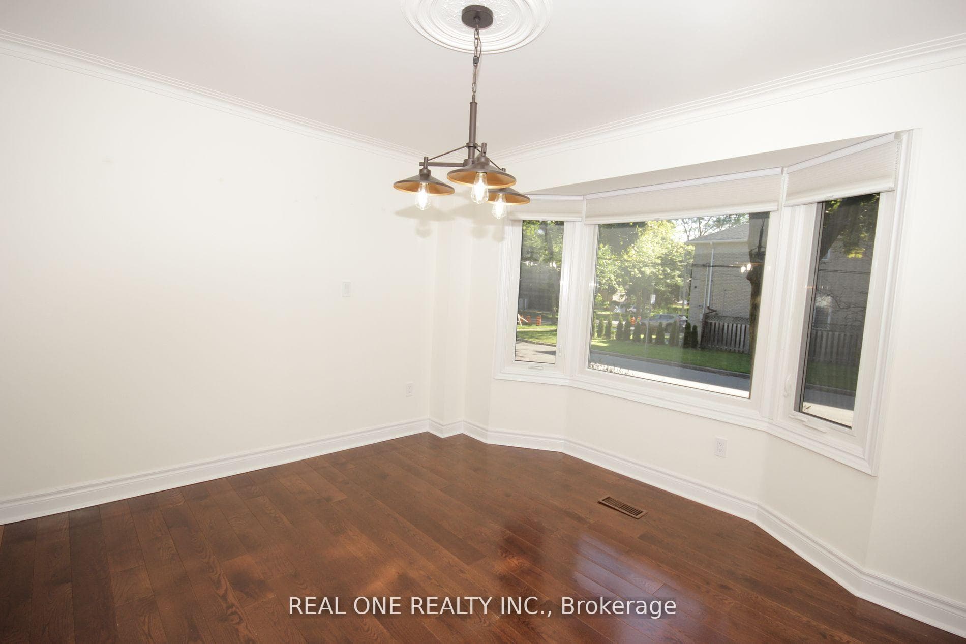79 Olive Avenue photo 8