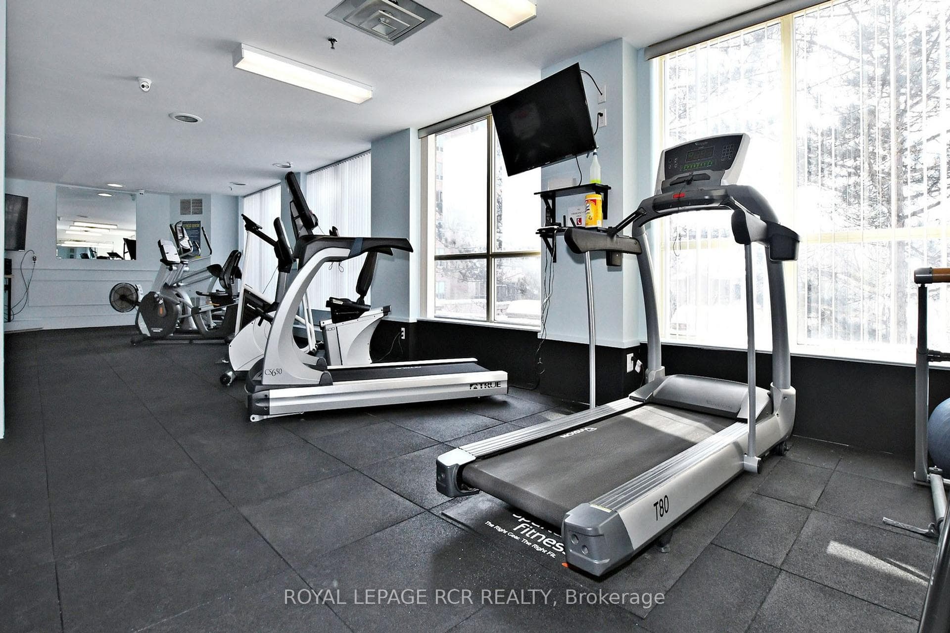 14924 Yonge Street Unit 509 photo 28