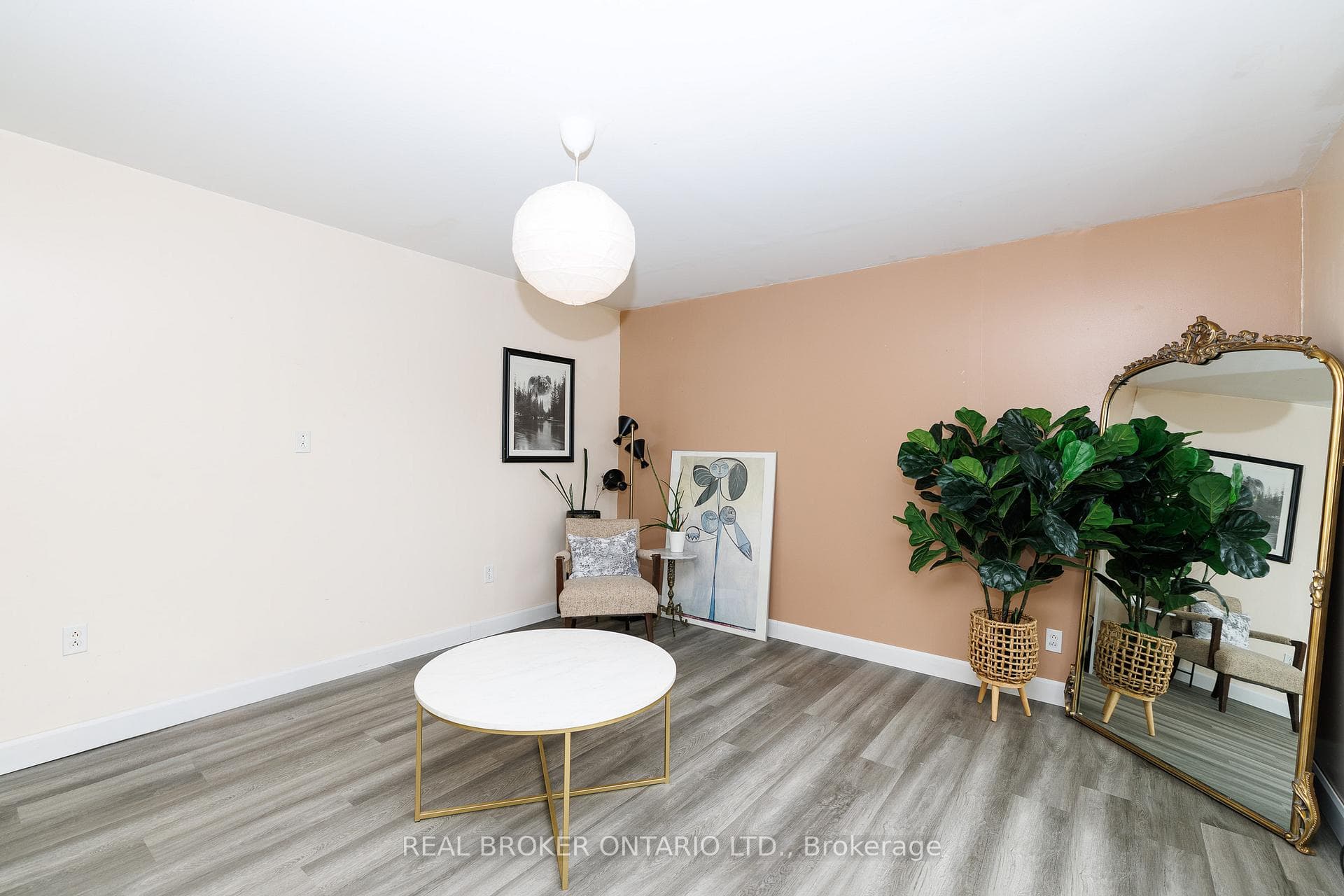 5298 Ottawa Avenue photo 19