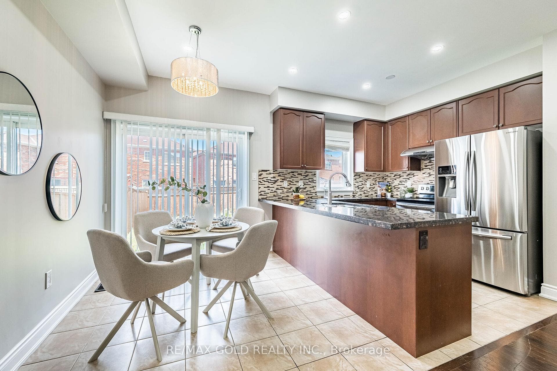 Breakfast Room