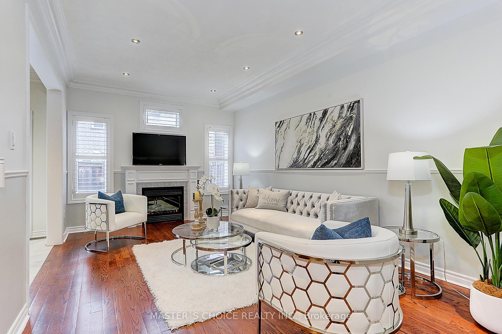 56 Moderna Drive photo 8