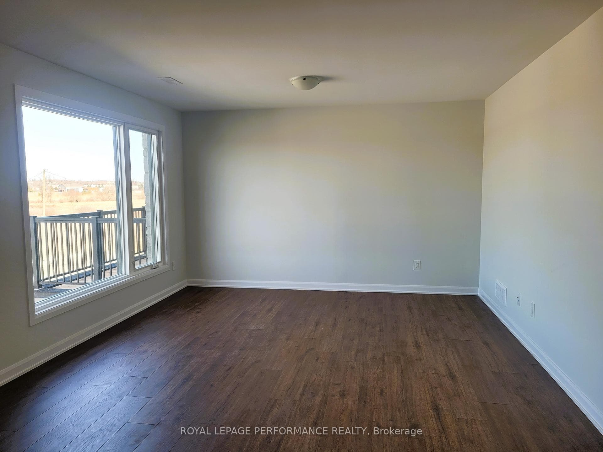 1717 Creekway Private photo 4