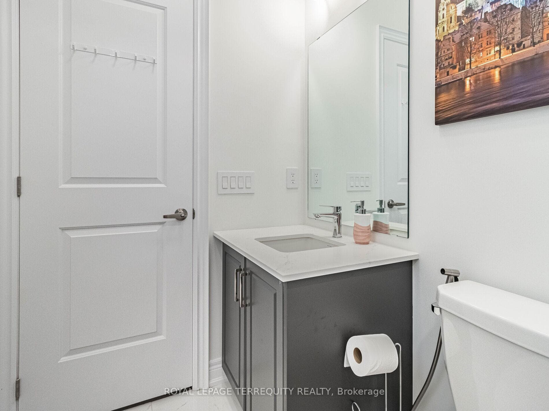 1386 Queens Plate Road photo 27