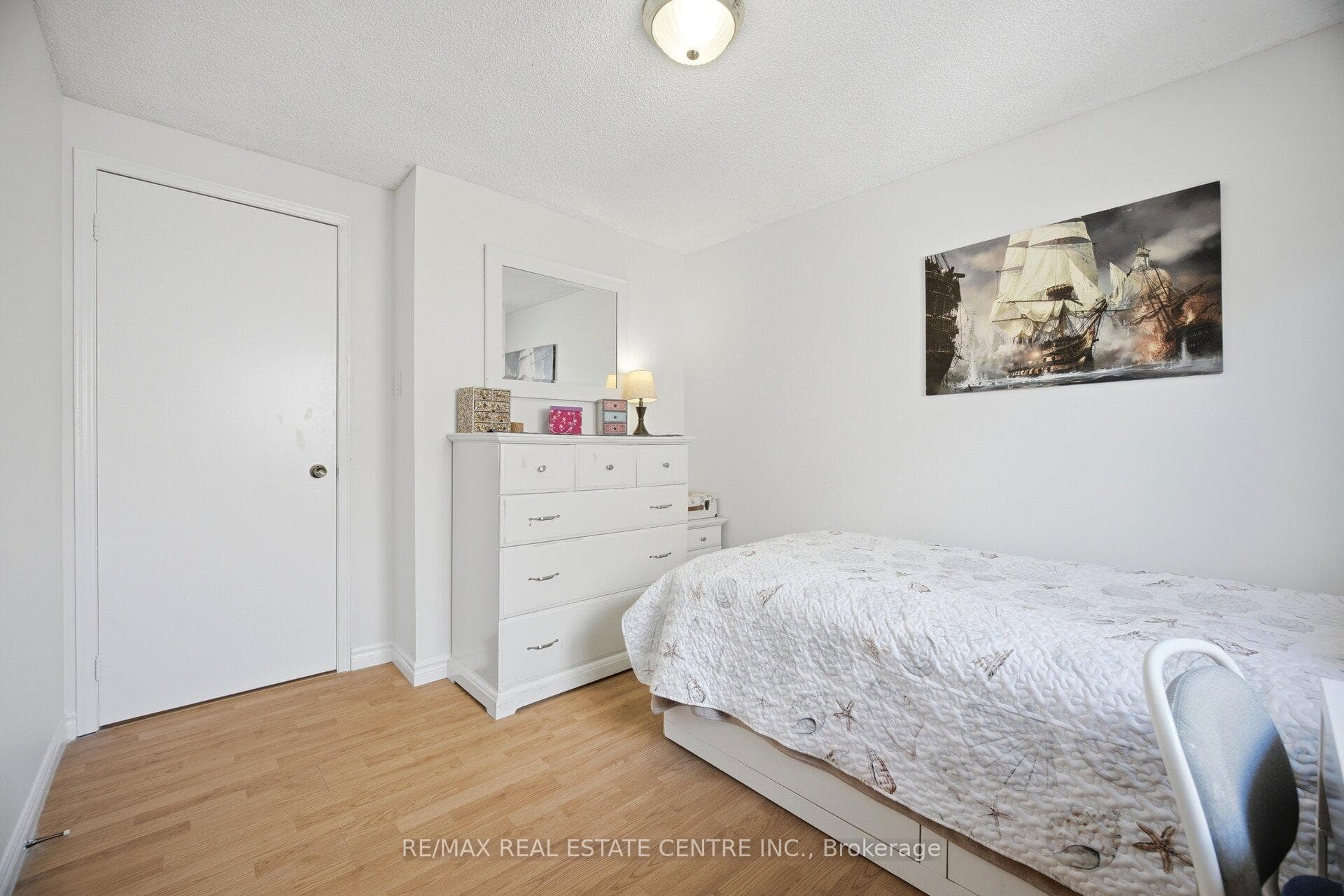 6884 Edenwood Drive photo 29
