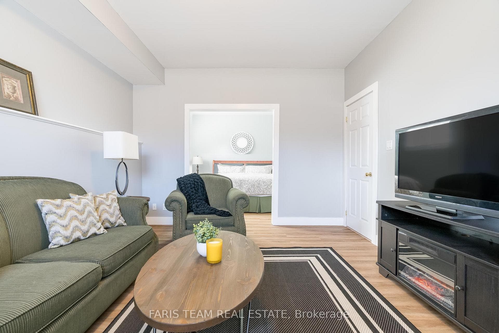 2814 Ireton Street photo 20