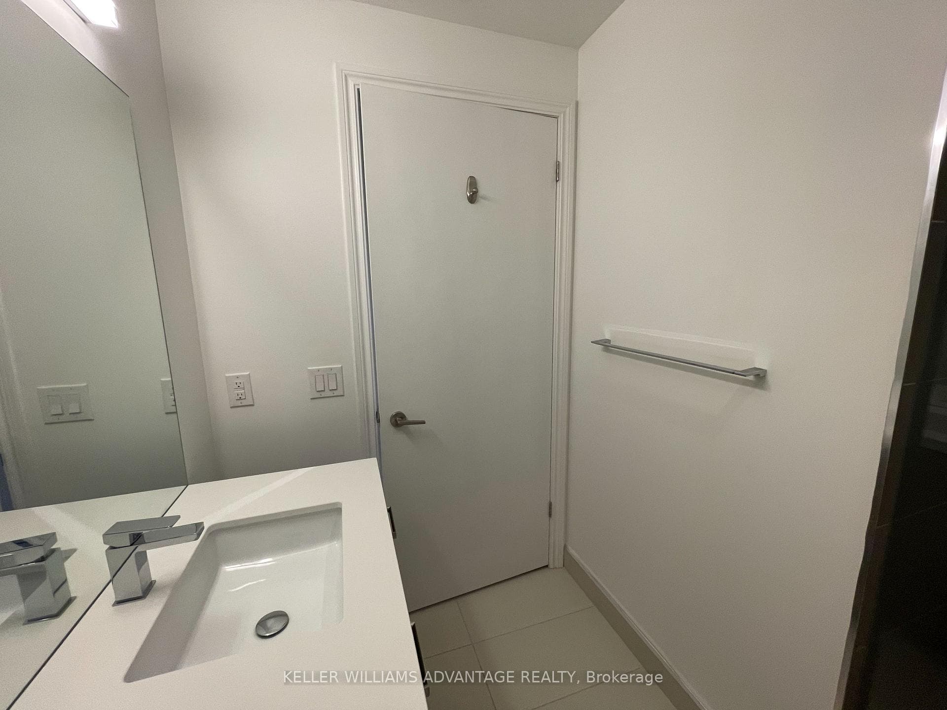 608 Richmond Street Unit 513 photo 9