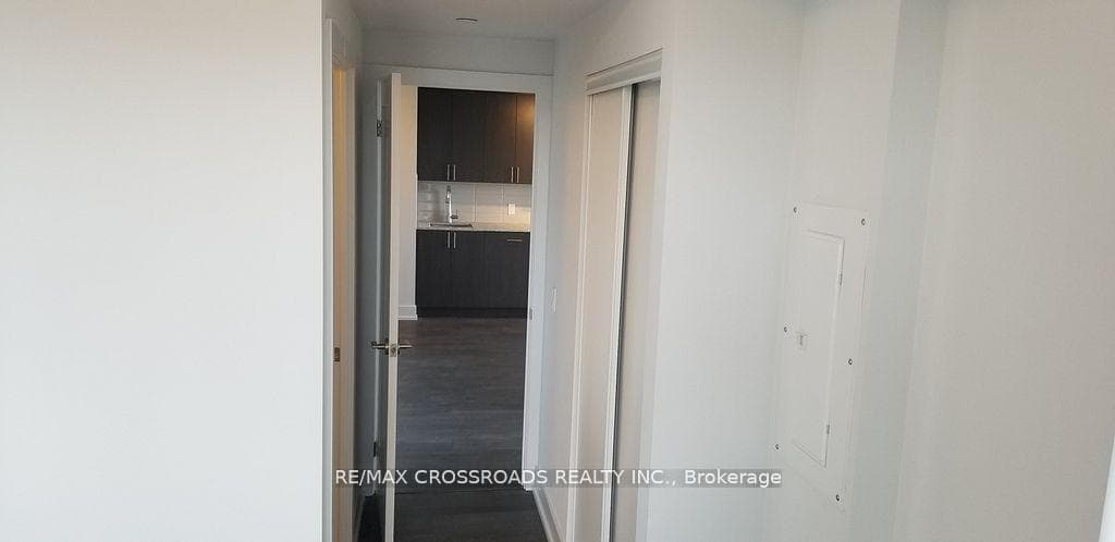 2550 Simcoe Street Unit 307 photo 13