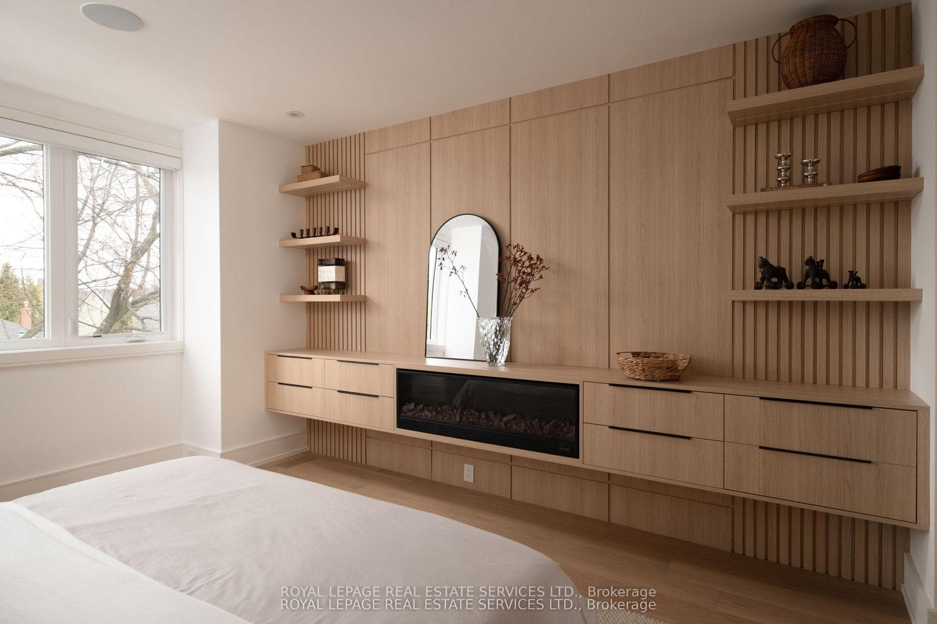 237 Bedford Park Avenue photo 18