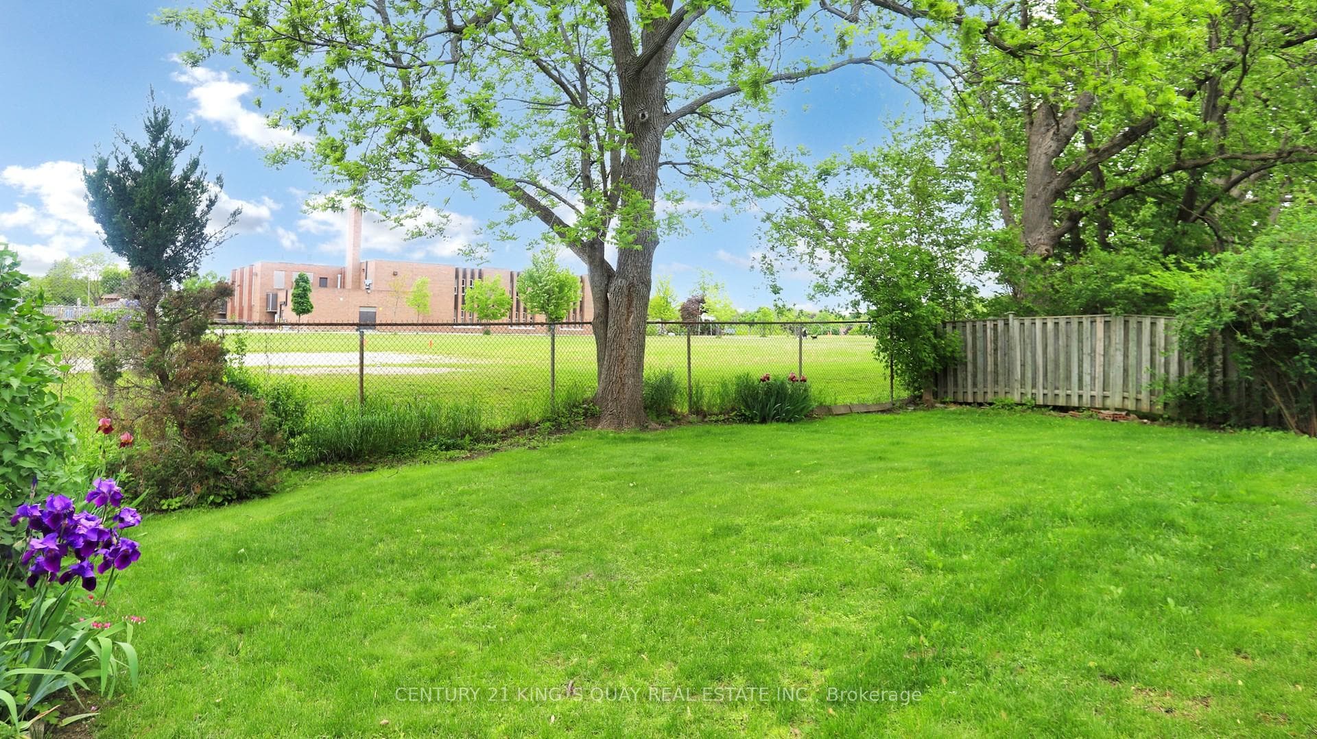 54 Garnier Court photo 48