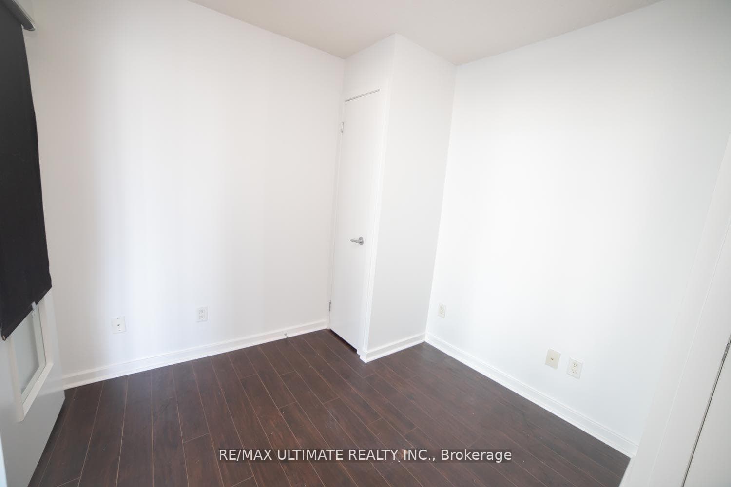 208 Queens Quay Unit 801 photo 18