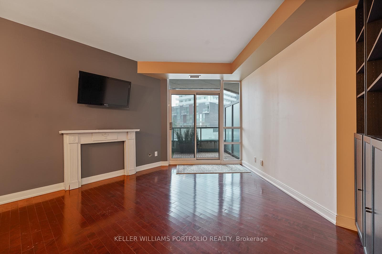 88 Broadway Avenue Unit 201 photo 10