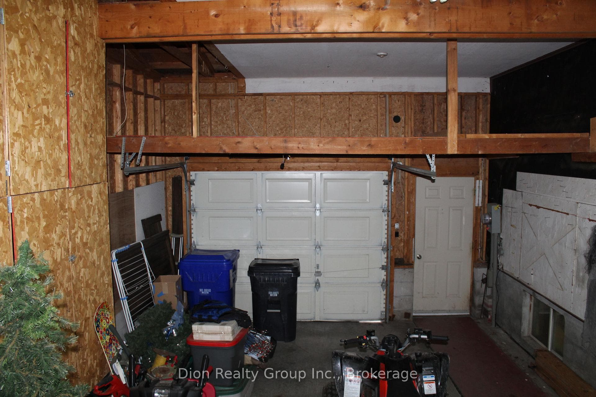 81 Wilson Avenue photo 32