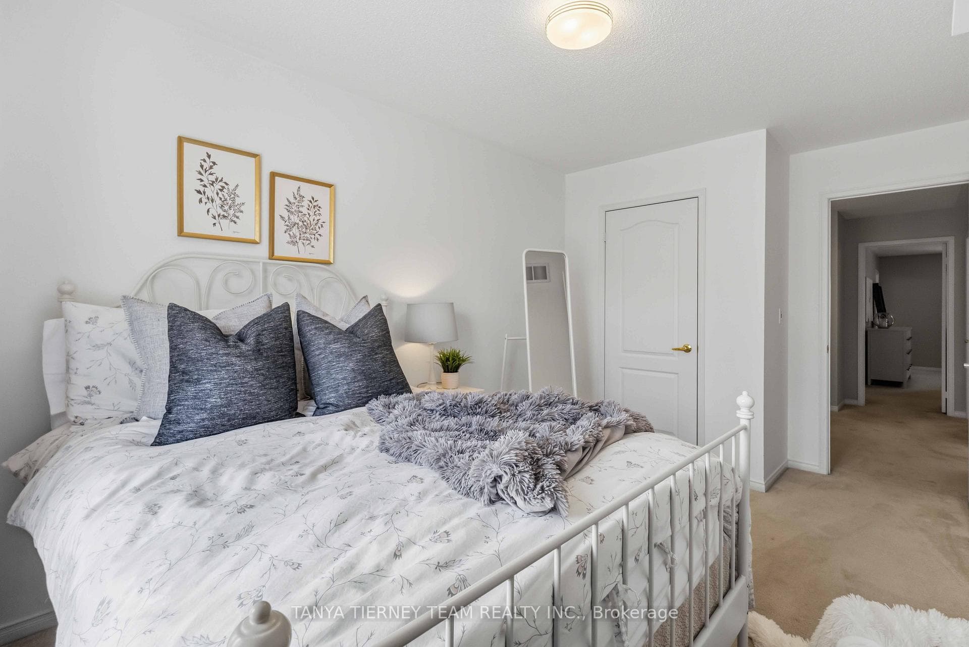 10 Ramona Way photo 44