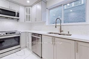 270 Glenforest Road Unit First photo 11