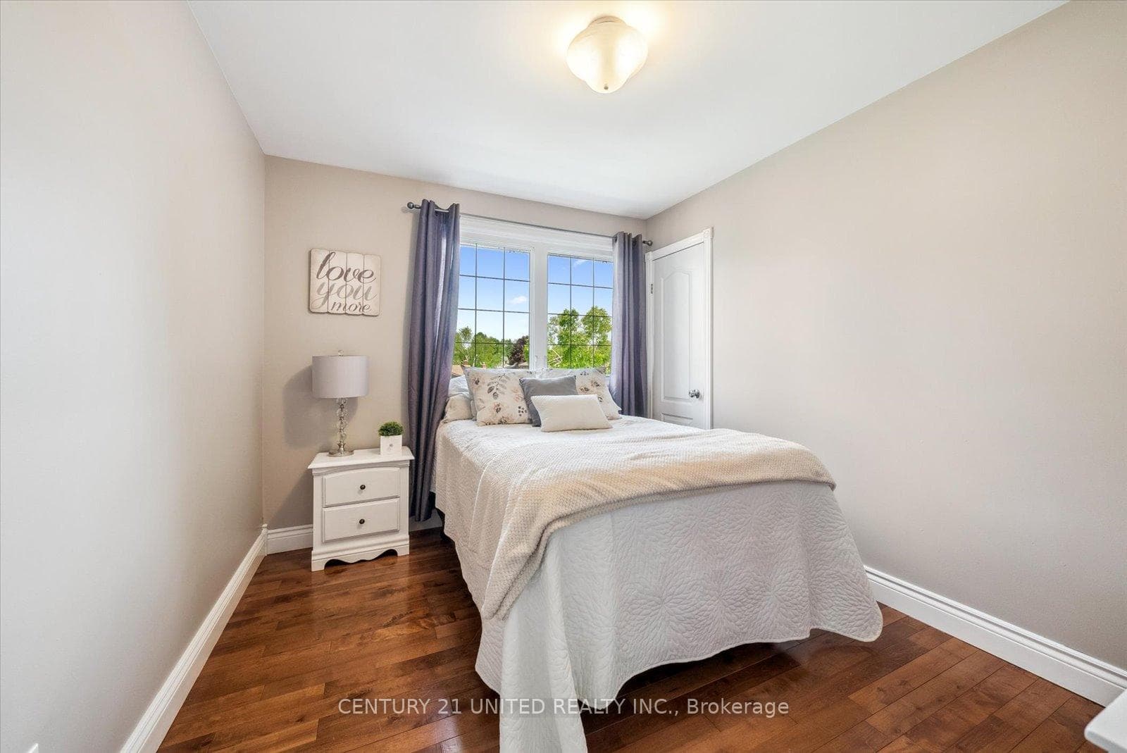 1345 Hetherington Drive photo 32