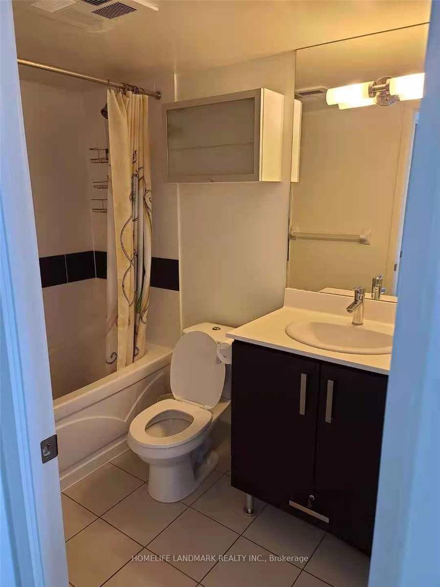 17 Anndale Drive Unit 1615 photo 5