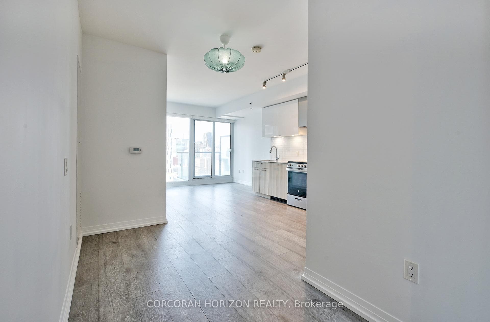 251 Jarvis Street Unit 2508 photo 6