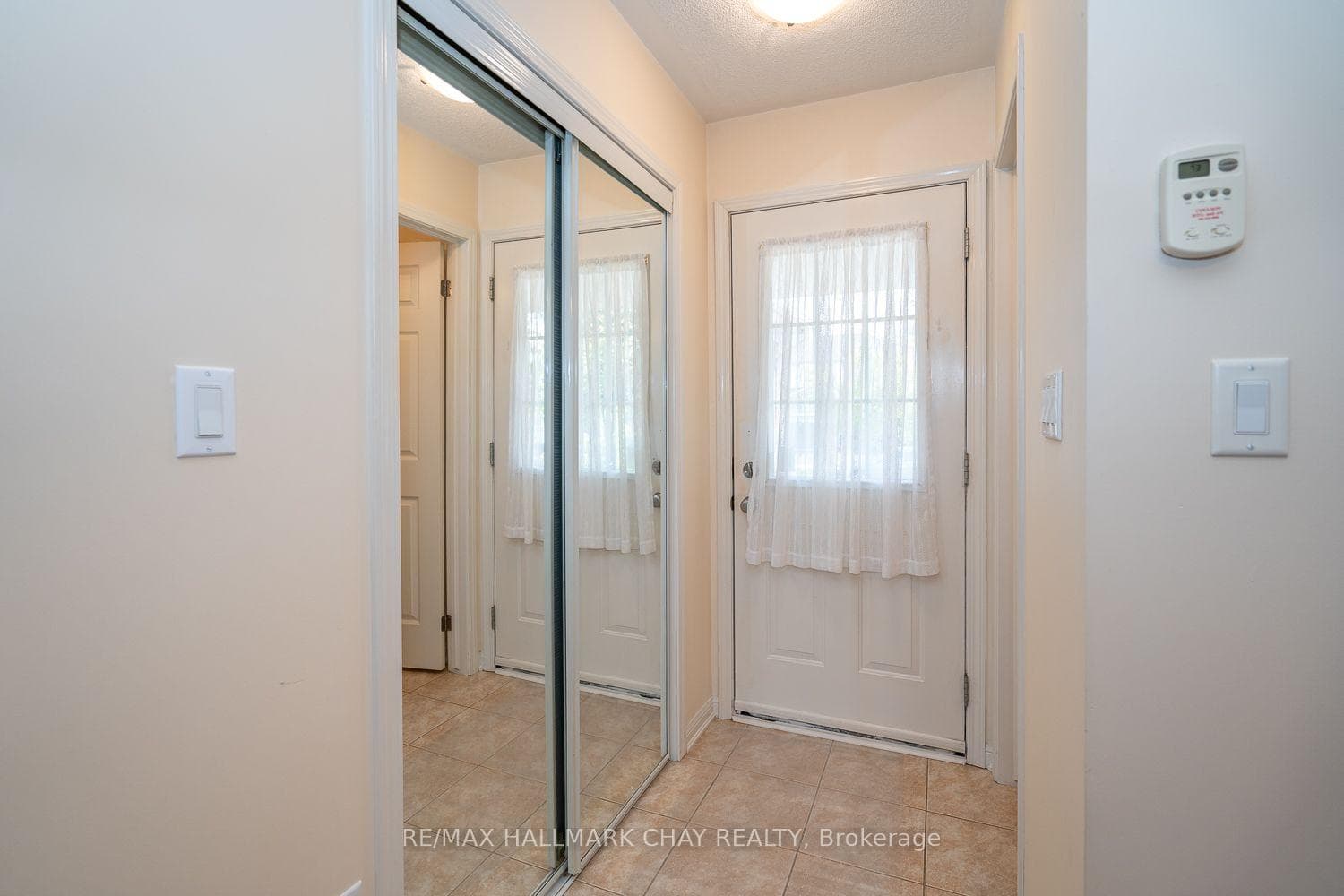 20 Steele Street photo 7