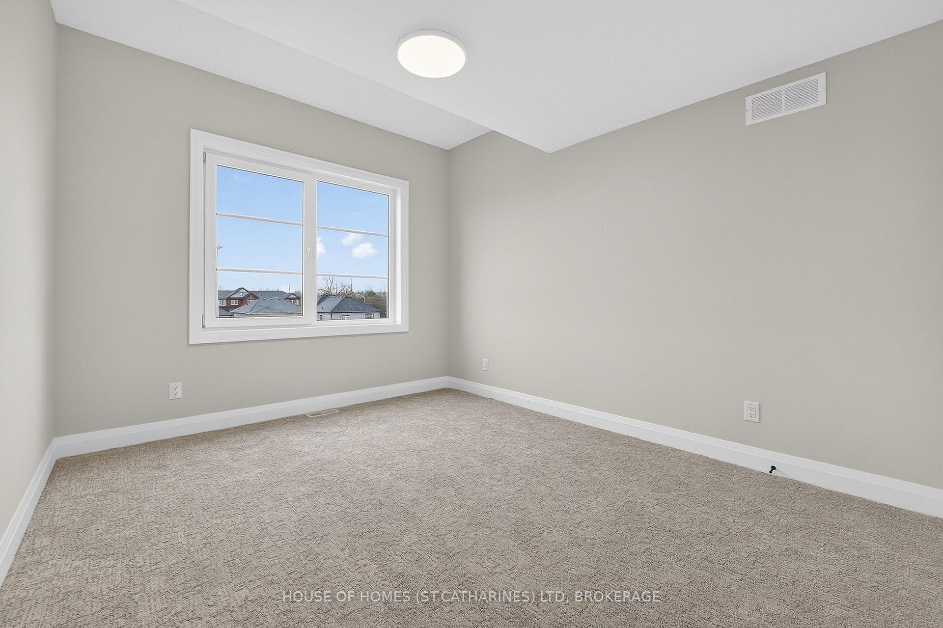 950 Burwell Street photo 27