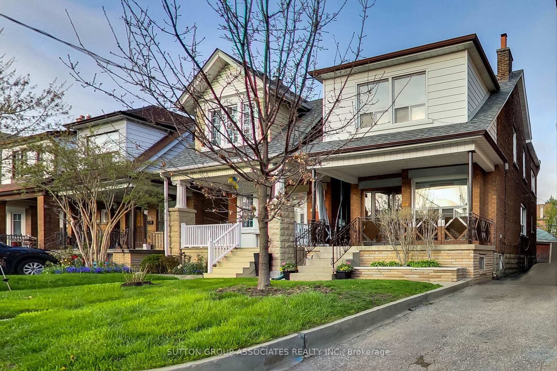 251 Lauder Avenue photo 1
