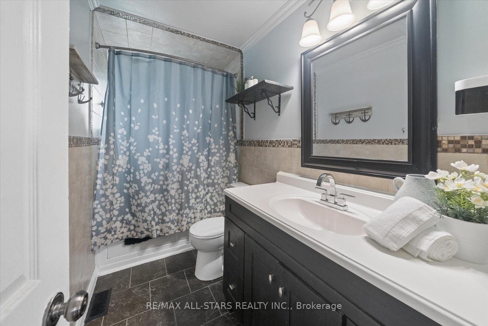 340 Walter Drive photo 22