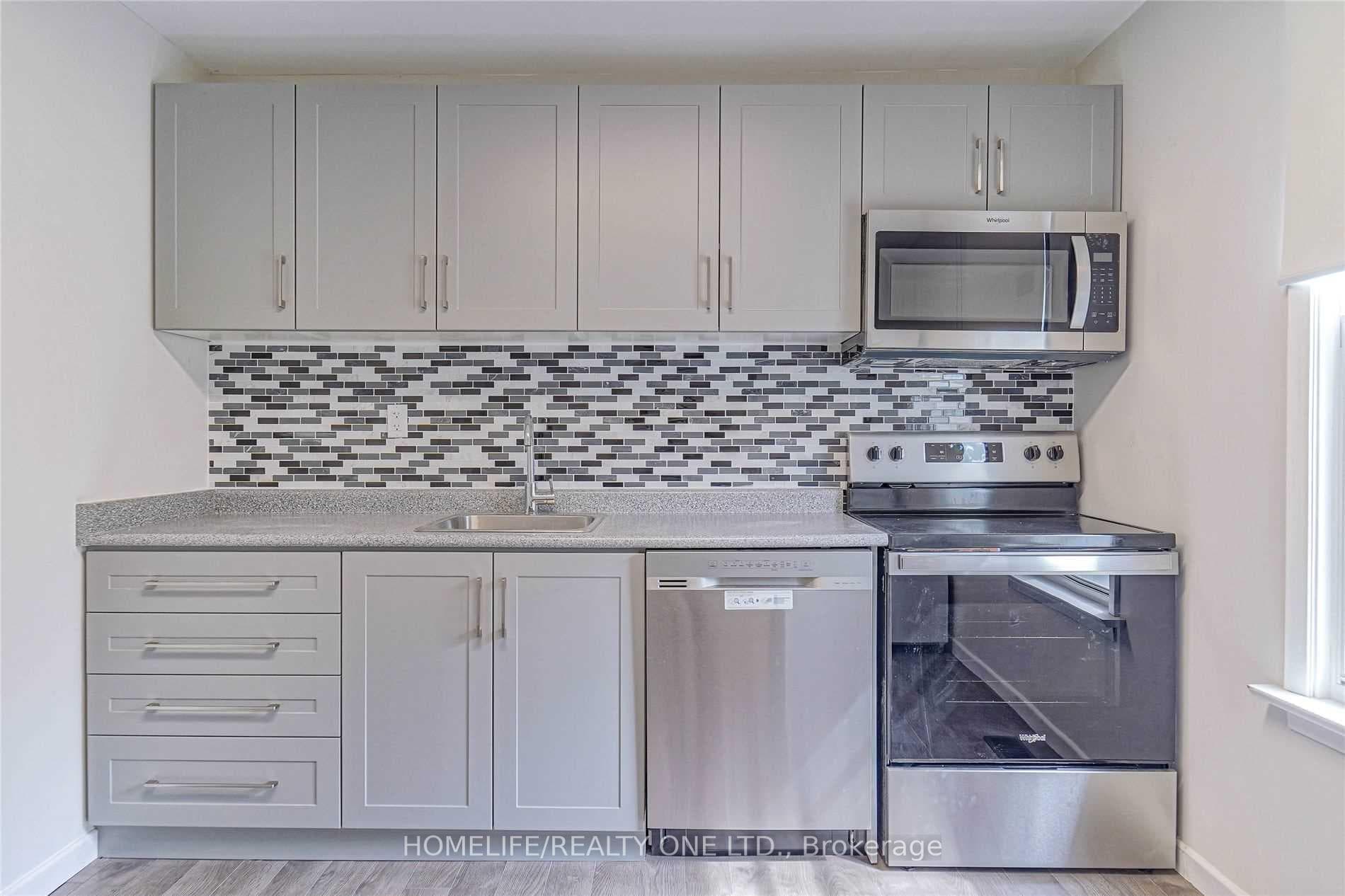 104 Benson Avenue Unit Upper photo 11