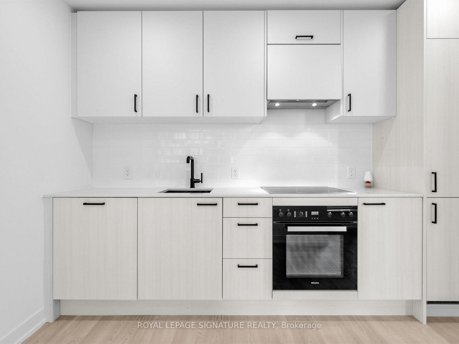 1 Quarrington Lane Unit 1007 photo 22