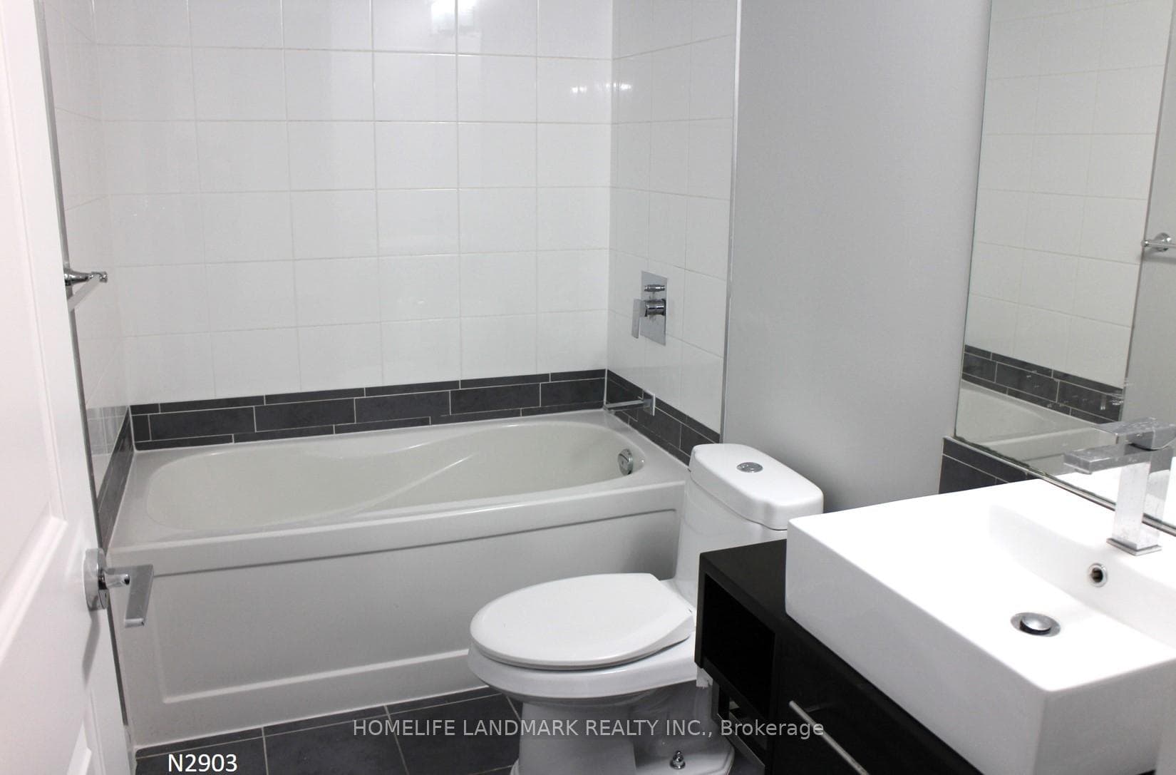 25 Town Centre Court Unit 2903 photo 11