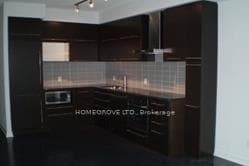 770 Bay Street Unit 611 photo 5