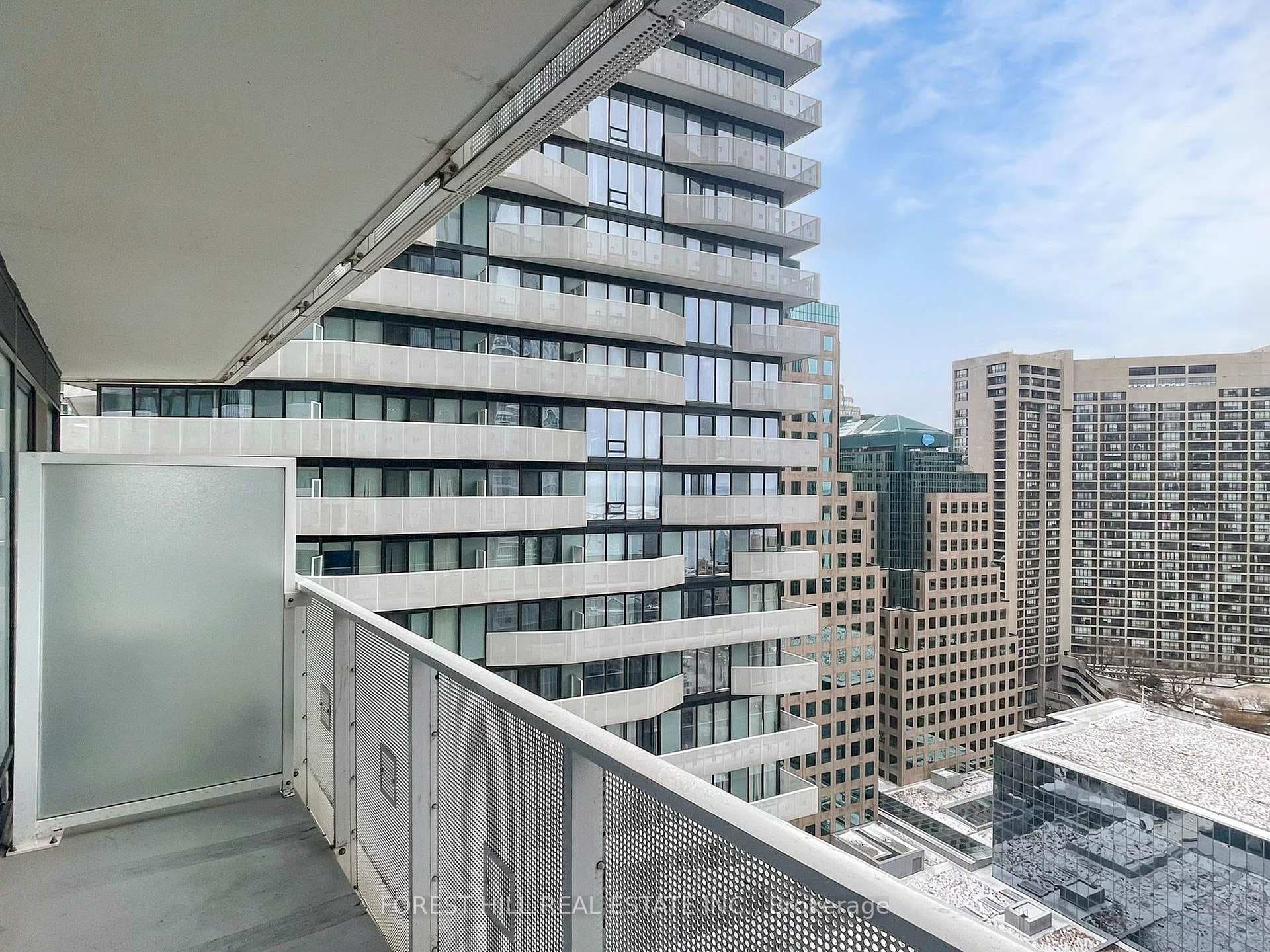 100 Harbour Street Unit 2208 photo 14